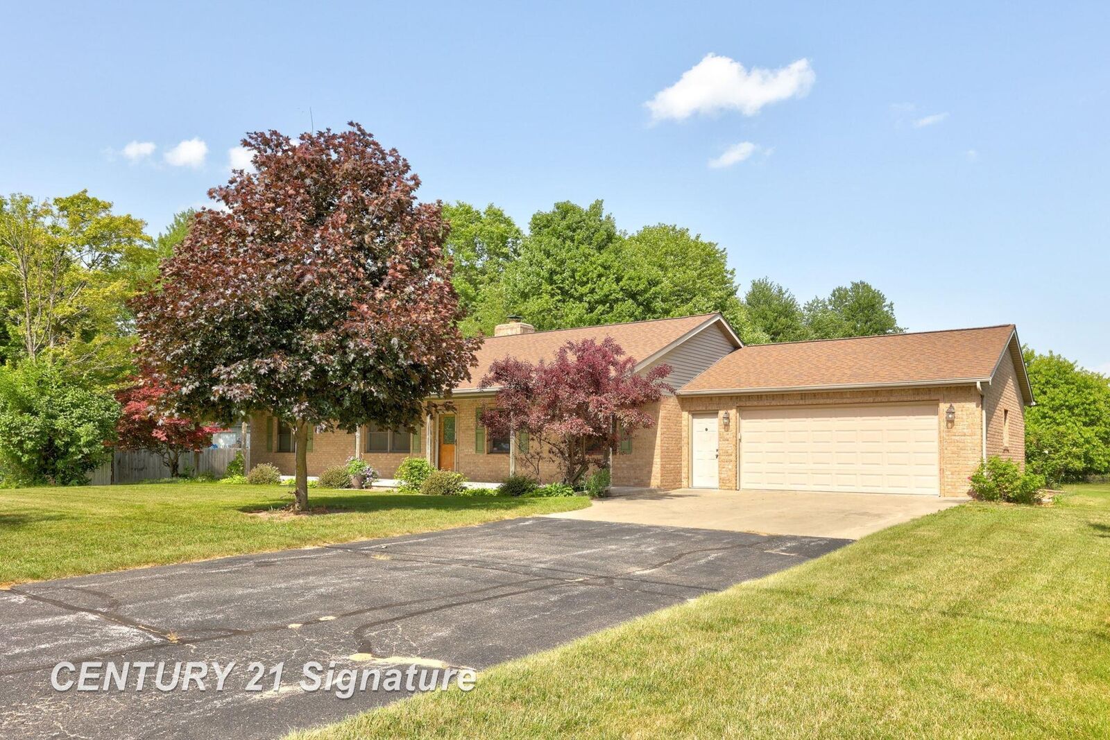 Property Photo: 3725 Trimm Road MI 48609