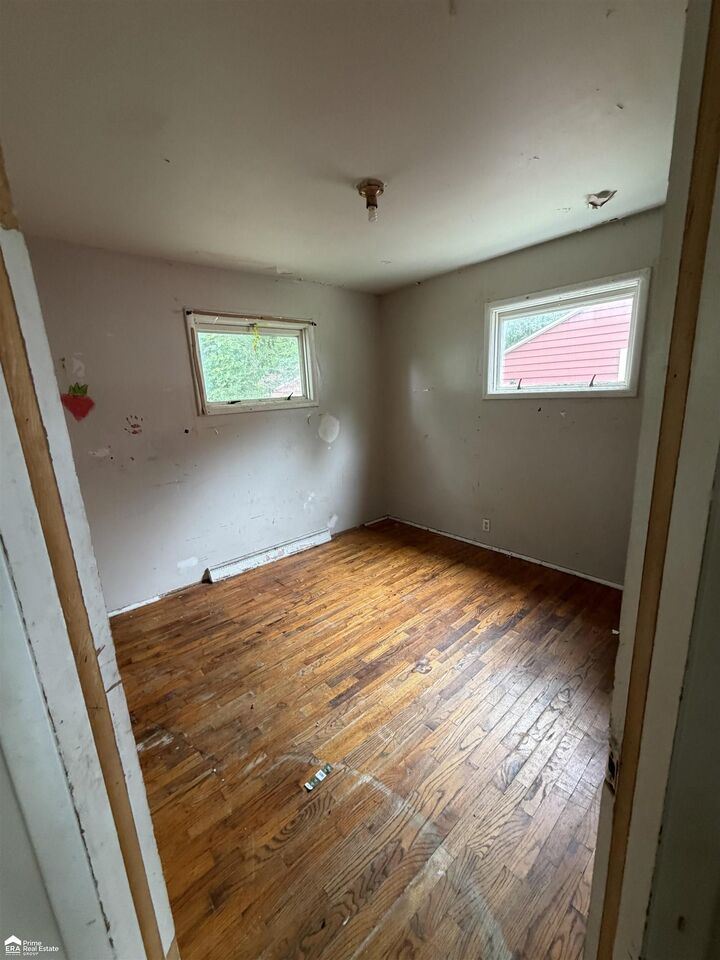 Property Photo: 3113 Mackin Road MI 48504