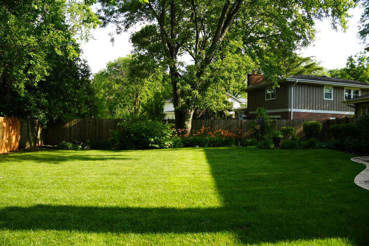 Property Photo: 625 Sapling Lane IL 60015