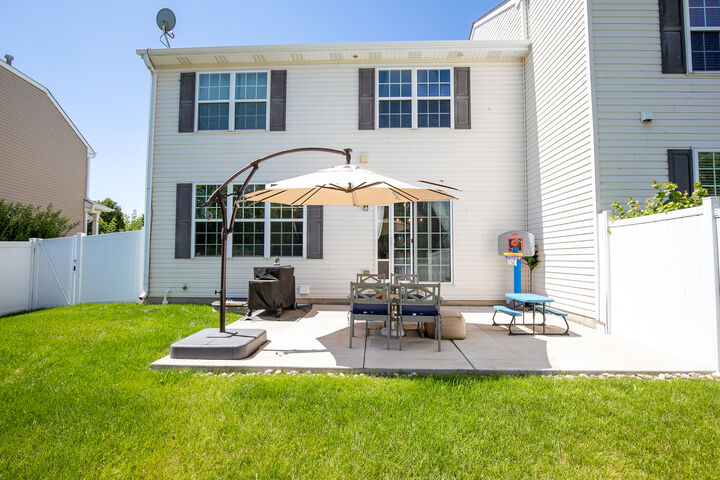 Property Photo:  2765 Crooker Drive  IL 60560 