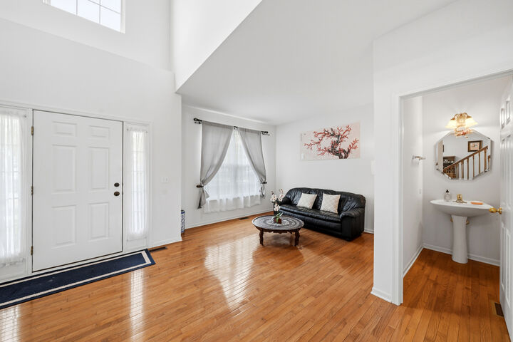 Property Photo:  
