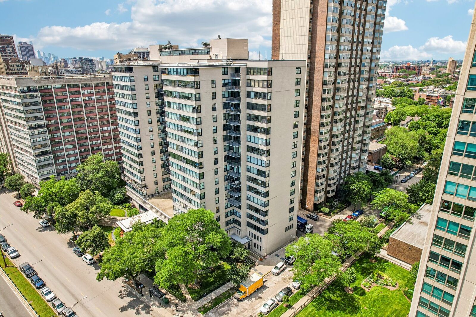 Property Photo: 3440 N Lake Shore Drive 12B IL 60657