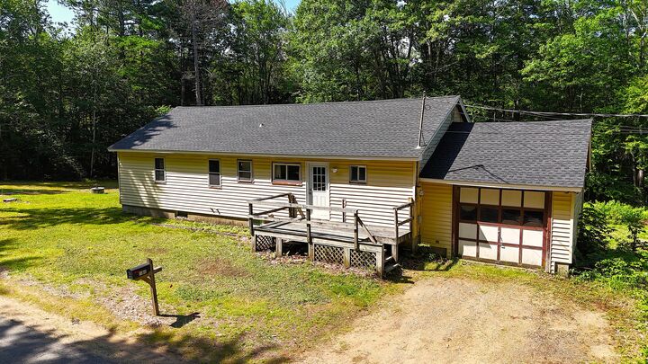 Property Photo: 784 Center Road ME 04027