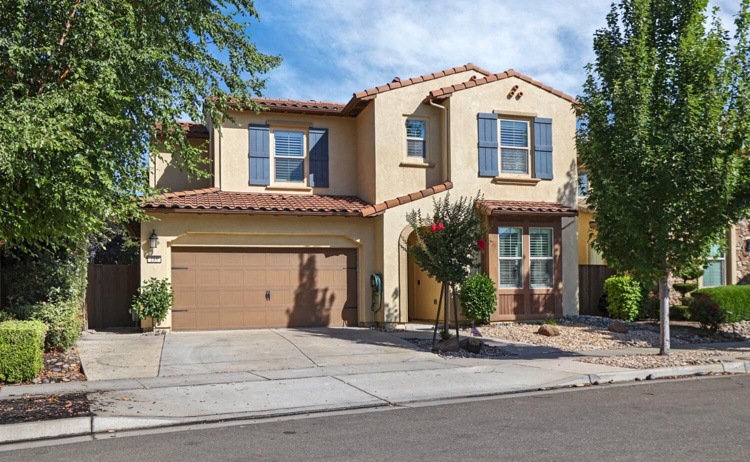 Property Photo: 185 Jubilee Lane CA 95242