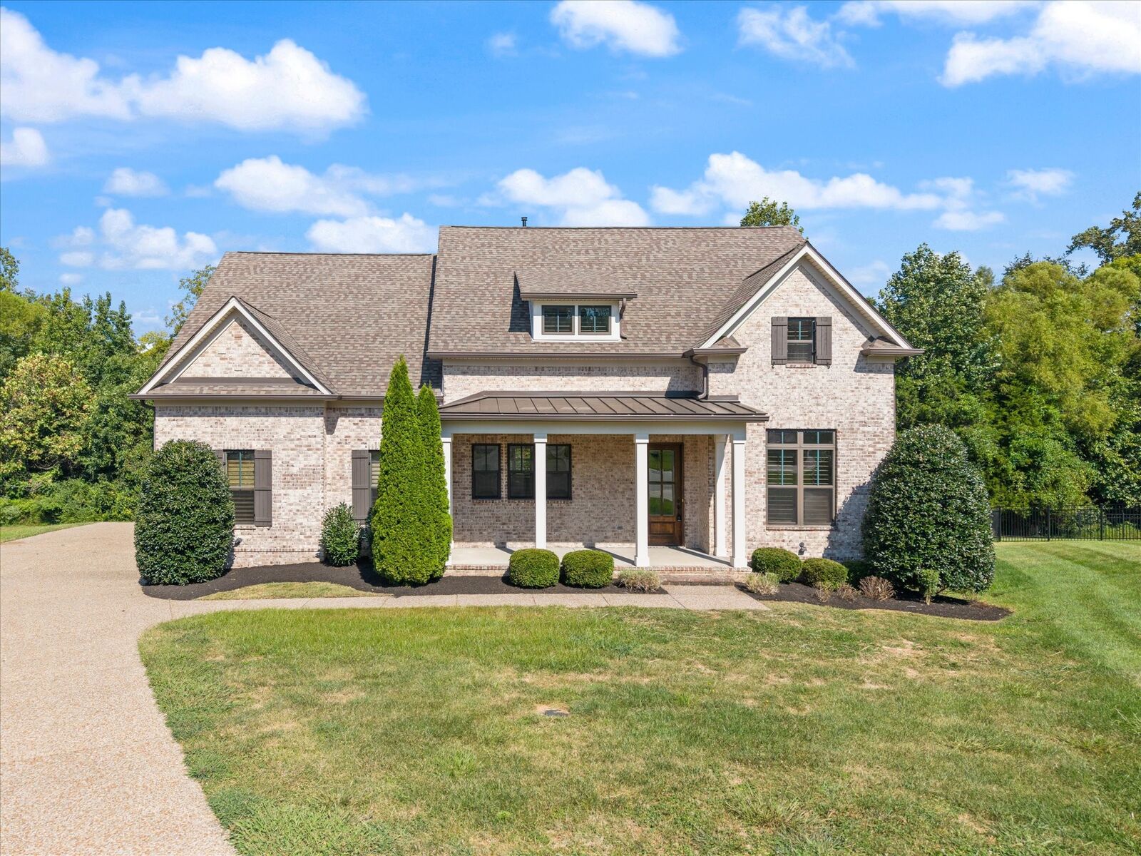 Property Photo: 4174 Old Light Cir TN 37014