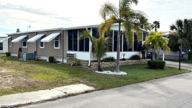 Property Photo: 5520 Colonial Road FL 33917