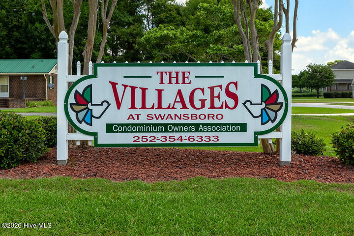 Property Photo:  202 Morningstar N  NC 28584 