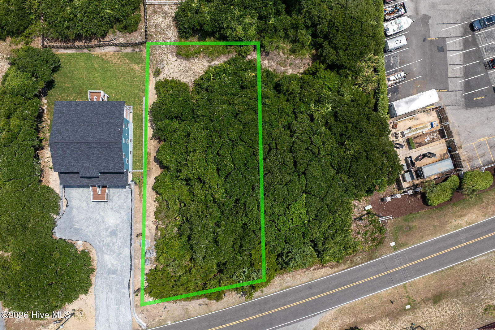 Property Photo:  2050 New River Inlet Road  NC 28460 