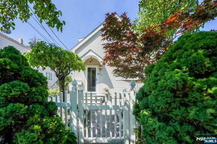 Property Photo:  13 Chestnut Street  NJ 07026 