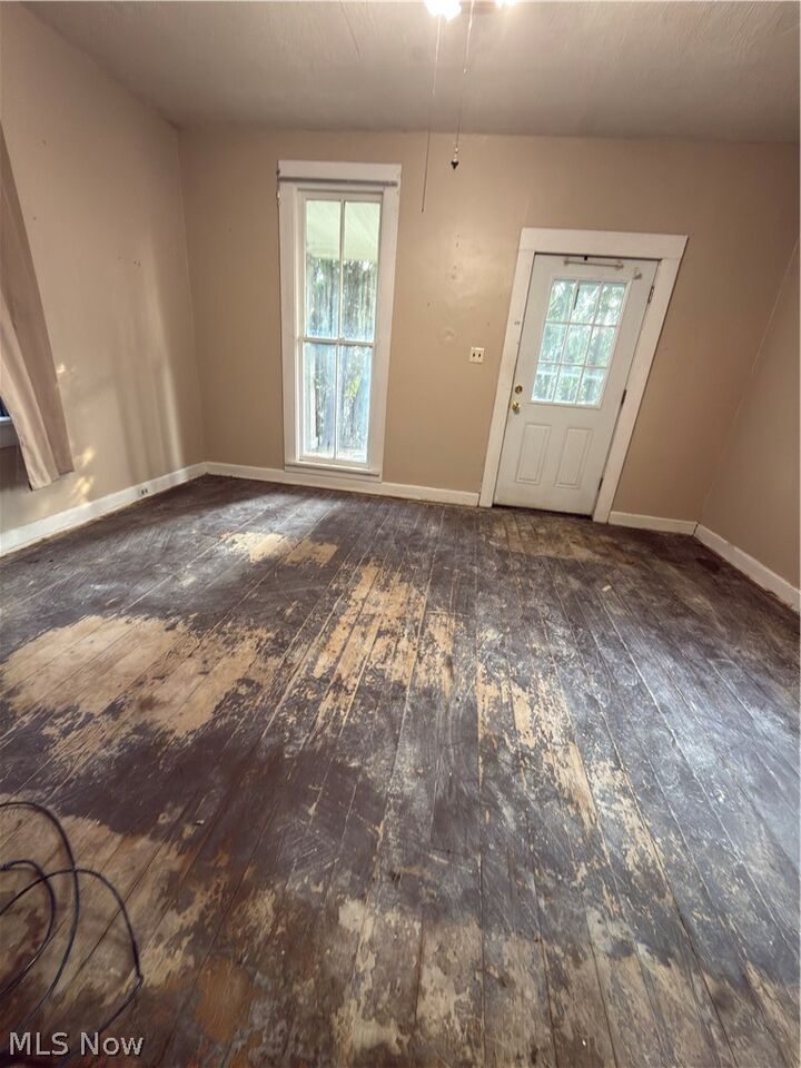 Property Photo: 804 Erie Street S OH 44646
