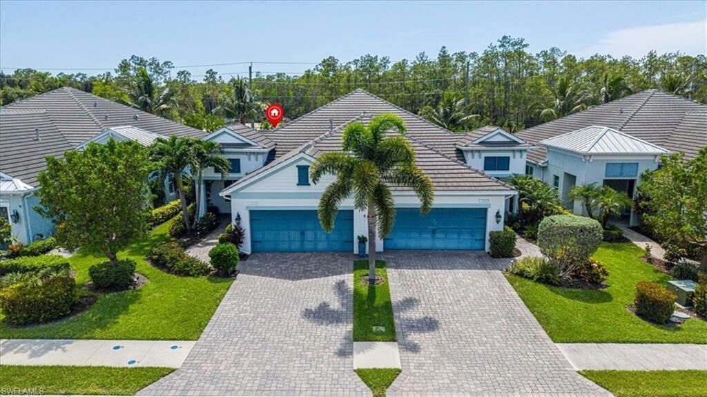 Property Photo:  2321 Ariane Dr  FL 34112 
