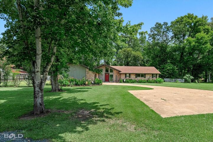 Property Photo:  186 Cane Bend Drive  LA 71037 