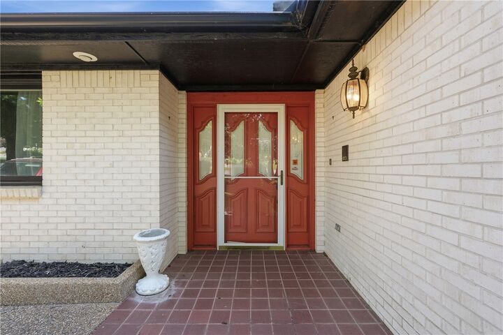 Property Photo:  4 Fairway Place  AR 72631 