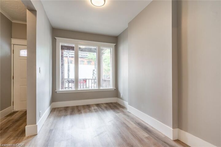 Property Photo:  241-243 King Street W Main  ON L8P 1A7 