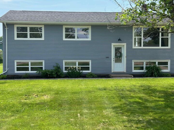 Property Photo:  180 Bunbury Road  PE C1B 1V4 