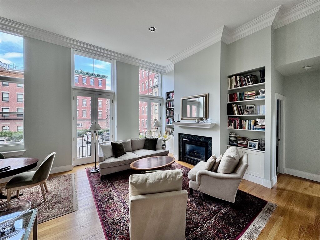 Property Photo:  20 Tileston Street 1A  MA 02113 