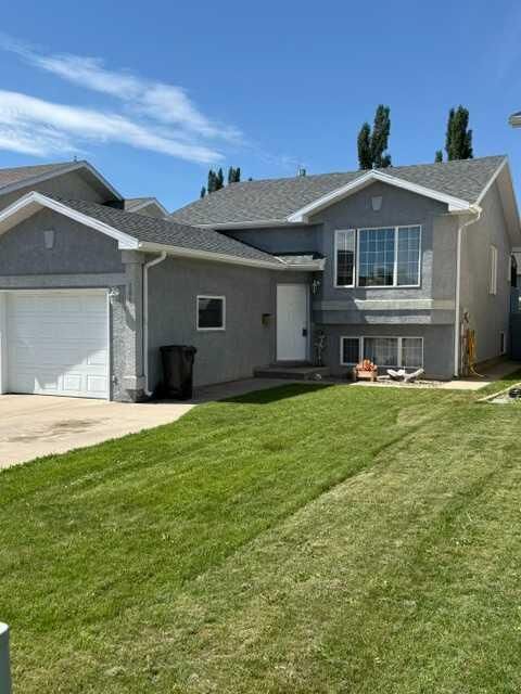 Property Photo:  781 Red Crow Boulevard W  AB T1K 7M4 