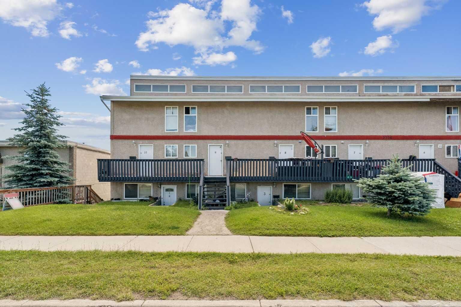 Property Photo: 3726 Centre Street NE 13 AB T2E 2Y3