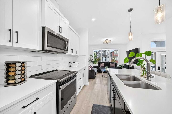 Property Photo: 673 Livingston Way NE AB T3P 1N8