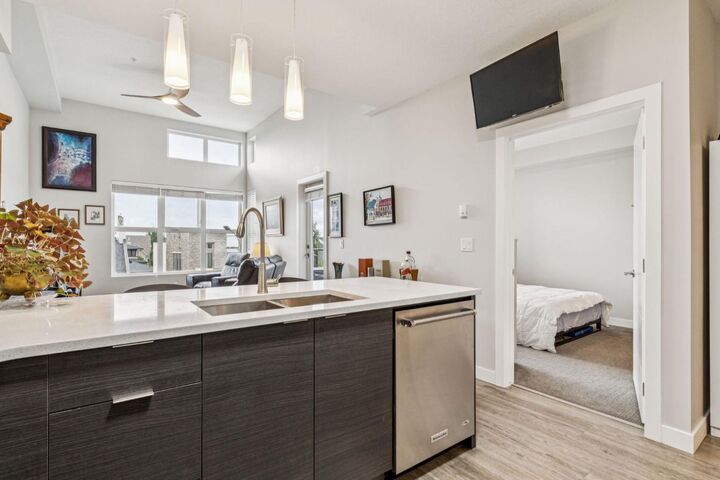 Property Photo: 95 Burma Star Road SW 1402 AB T3E 8A9