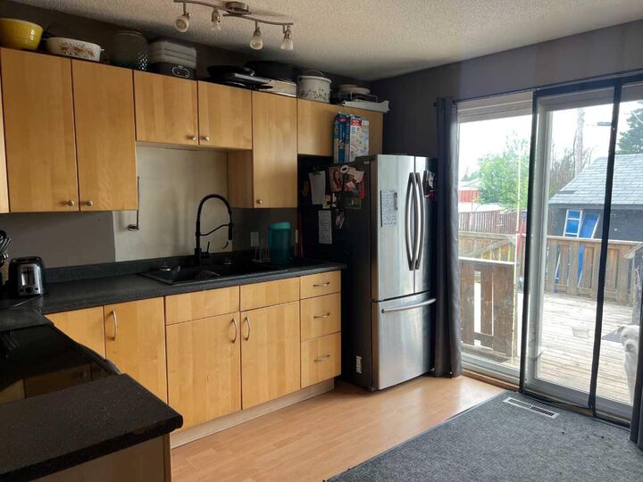 Property Photo: 505 5 Avenue AB T0H 1P0