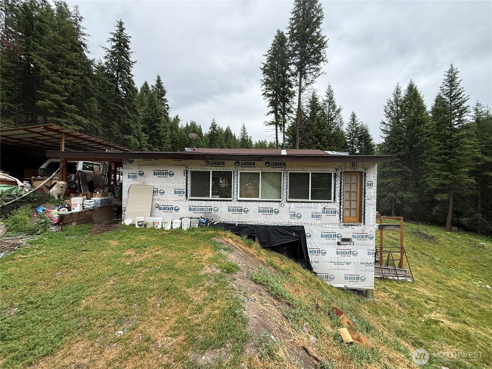 Property Photo: 154 W Cougar Creek Road WA 98859