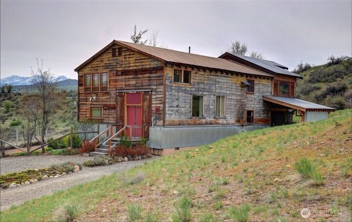 Property Photo:  625 A/B  Twisp Winthrop Eastside Road  WA 98862 