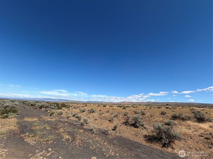 Property Photo:  8  Sage Hills Drive  WA 98926 