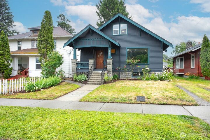 Property Photo: 1224 Grant WA 98225