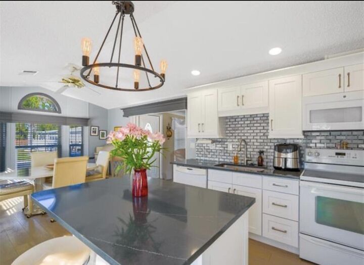 Property Photo:  2048 Crystal Lake Drive  FL 34120 