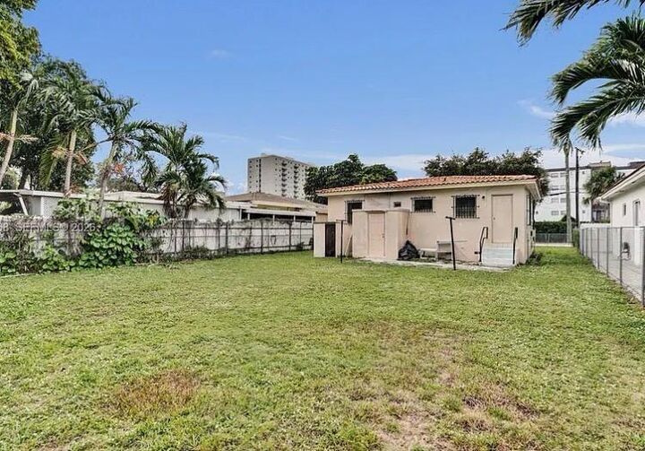 Property Photo: 831 NW 21st Court FL 33125
