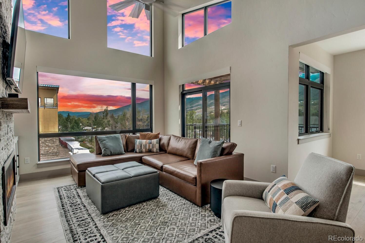 Property Photo: 37 W 4th Street 301E CO 80498