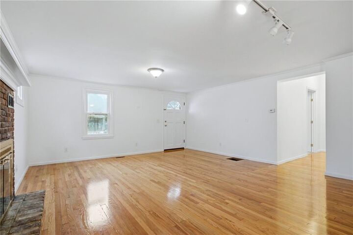 Property Photo: 61 West Warwick Avenue RI 02893