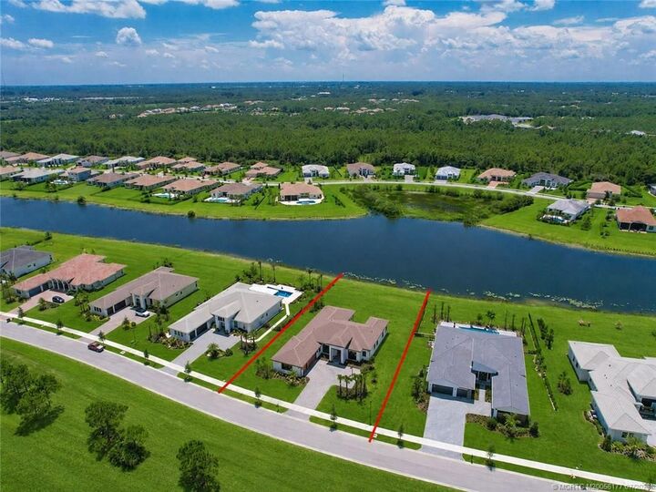 Property Photo:  2044 SW English Garden Drive  FL 34990 