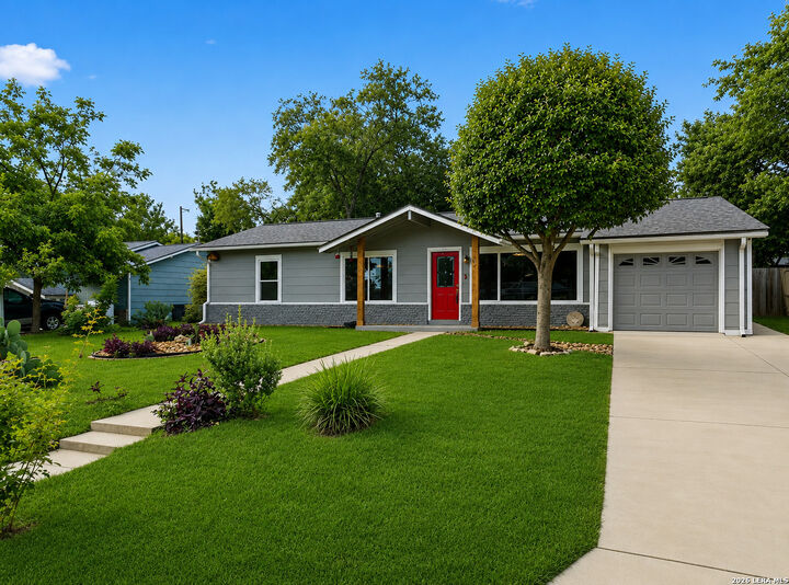 Property Photo: 3006 Greenacres TX 78230