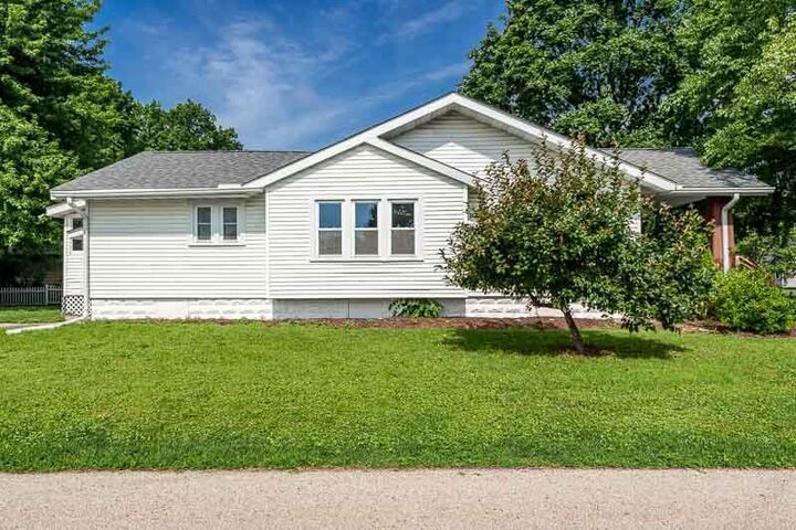 Property Photo: 237 E Madison Avenue WI 53563