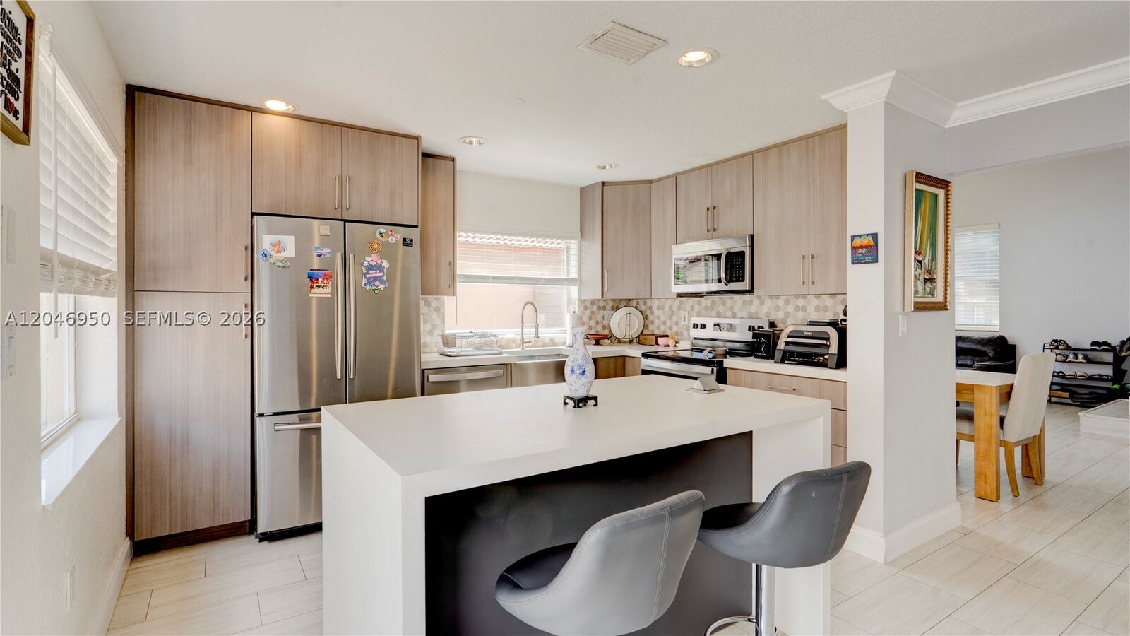 Property Photo: 1237 NW 125th Ter FL 33323