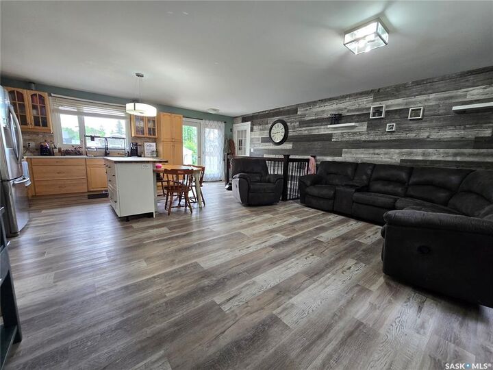Property Photo: 619 Brimacombe Drive SK S4H 2P3