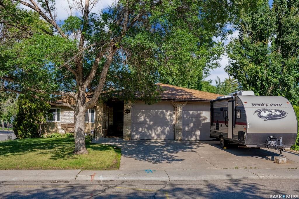 Property Photo: 7603 Discovery Road SK S4X 1C9