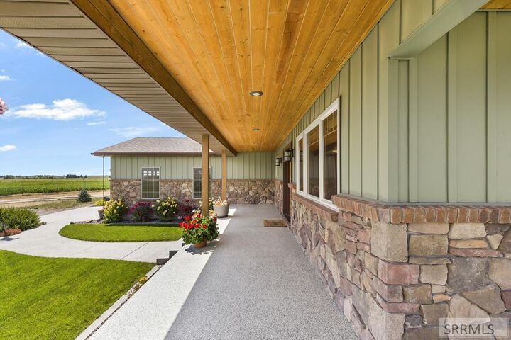 Property Photo:  156 S 1300 W  ID 83262 