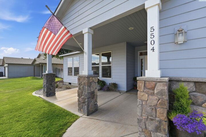 Property Photo: 5504 Coolidge Ct WA 99301