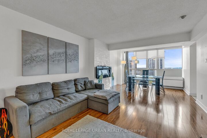 Property Photo: 61 Markbrook Lane 1210 ON M9V 5E7