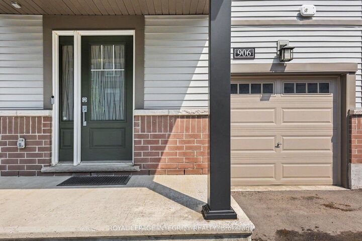 Property Photo:  906 Lixnaw Court  ON K2J 6Y3 