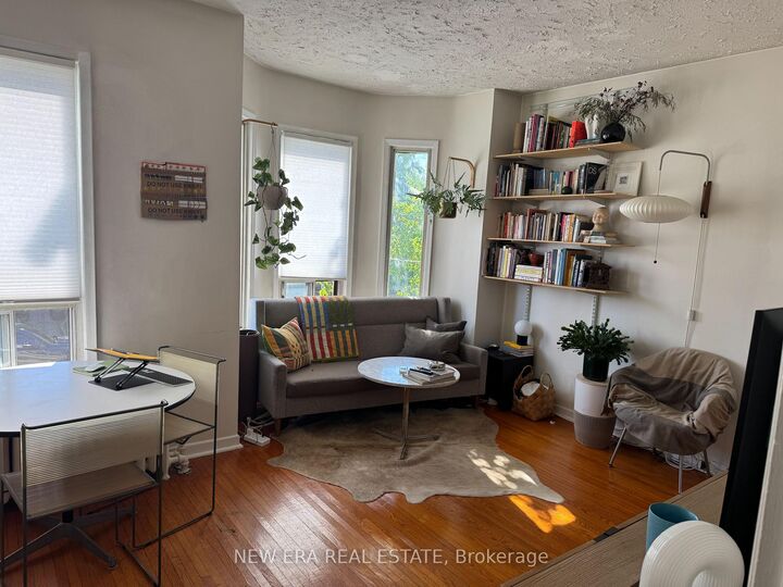 Property Photo: 88 Laughton Avenue 2nd Floor ON M6N 2W9