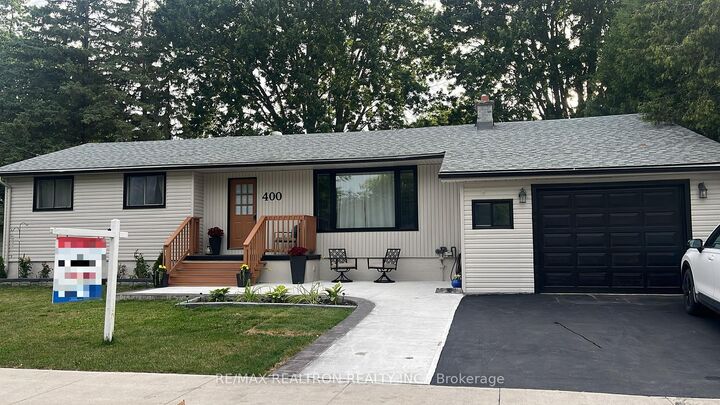 Property Photo:  400 Dayfoot Street  ON L0G 1A0 