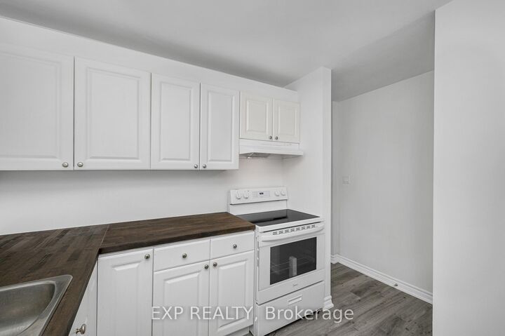 Property Photo: 132 Heslop Road ON L9T 1B4