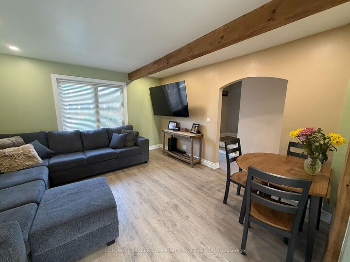 Property Photo: 94 Howard Avenue ON L9A 2W5