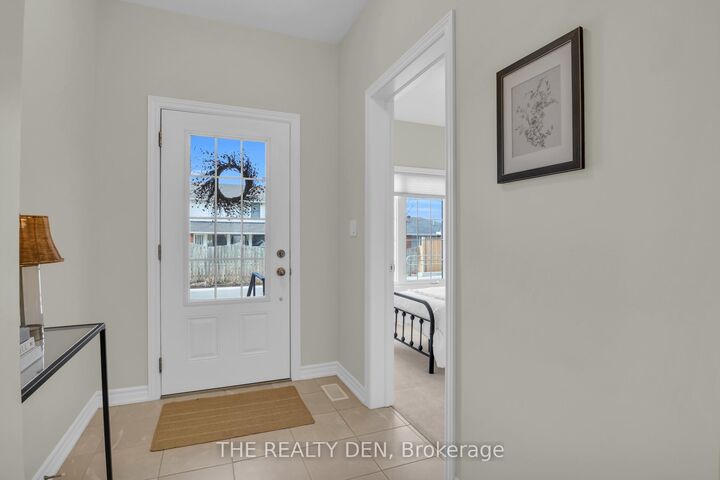 Property Photo:  9 Braida Lane 17  ON L7J 1P9 