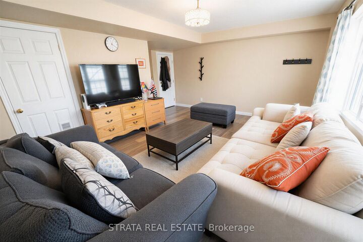 Photo de la propriété:  628A Woodlawn Road E  ON N1E 0K4 