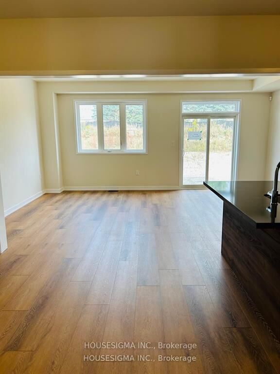 Property Photo:  2038 Horace Duncan Crescent  ON L1H 8L7 